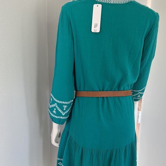 NWT Embroidered Green Midi
Dress Size XS - Picture 9 of 15